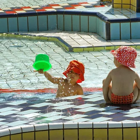 Vakantiehuis Holiday Zaton Holiday Resort.36 Nin